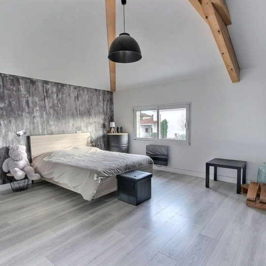  WEALSTONE : Maison / Villa | SAINT-GALMIER (42330) | 166 m2 | 460 000 € 