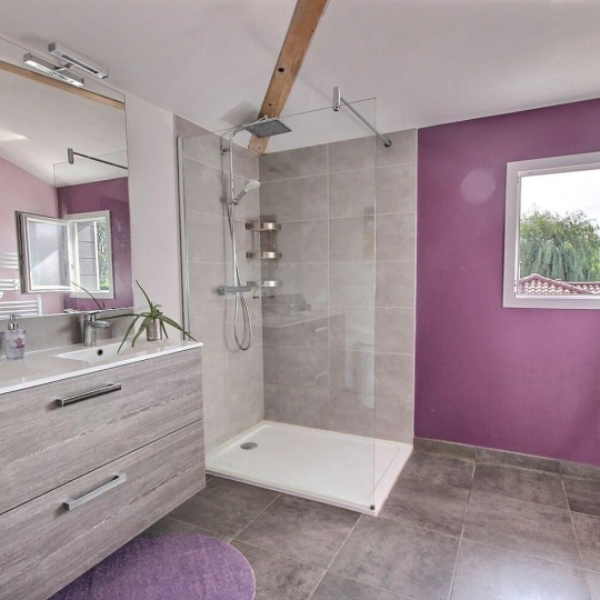  WEALSTONE : Maison / Villa | SAINT-GALMIER (42330) | 166 m2 | 460 000 € 