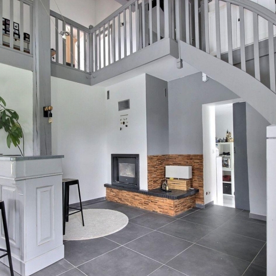  WEALSTONE : Maison / Villa | SAINT-BONNET-LES-OULES (42330) | 128 m2 | 395 000 € 