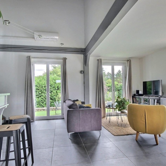  WEALSTONE : Maison / Villa | SAINT-BONNET-LES-OULES (42330) | 128 m2 | 395 000 € 