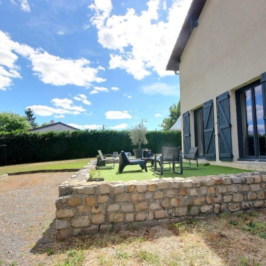  WEALSTONE : Maison / Villa | SAINT-BONNET-LES-OULES (42330) | 128 m2 | 395 000 € 