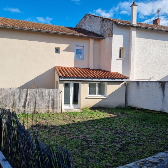  WEALSTONE : Maison / Villa | VEAUCHE (42340) | 70 m2 | 178 000 € 