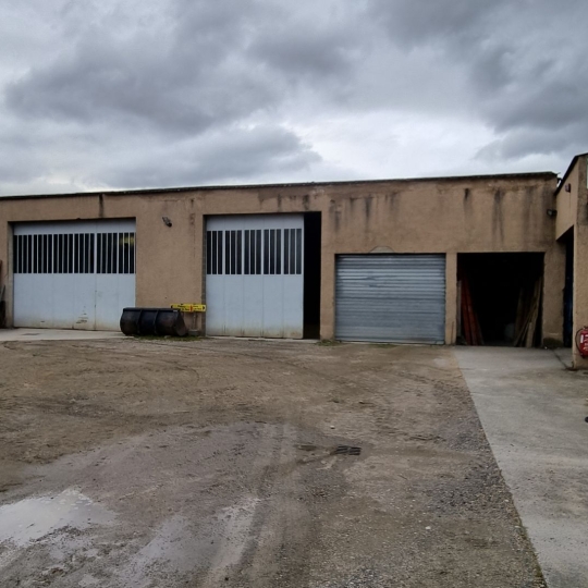 WEALSTONE : Other | CUZIEU (42330) | 457.00m2 | 292 000 € 