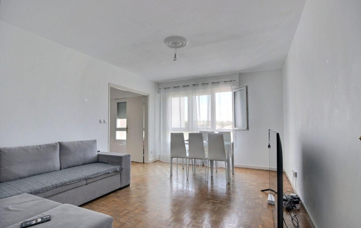 Appartement P3   SAINT-ETIENNE  64 m2 79 000 € 