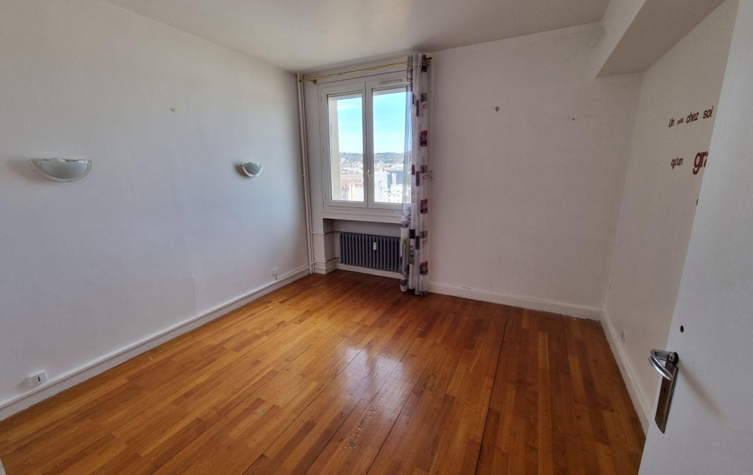 WEALSTONE : Appartement | SAINT-ETIENNE (42000) | 59 m2 | 69 000 € 