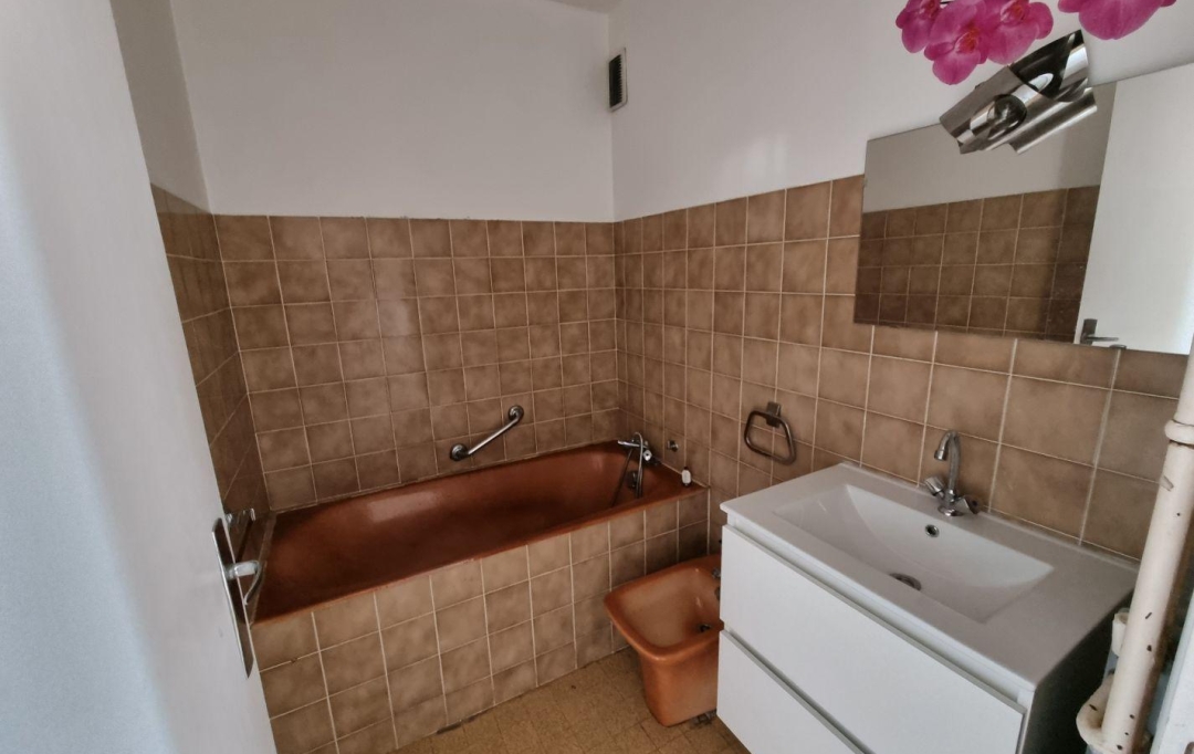 WEALSTONE : Appartement | SAINT-ETIENNE (42000) | 59 m2 | 69 000 € 